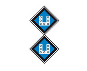 Знак «Включить ток на электропоезде» Знак «Включить ток на электропоезде»